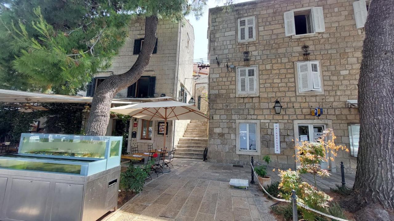 Palace Pernarius Cavtat Exteriör bild